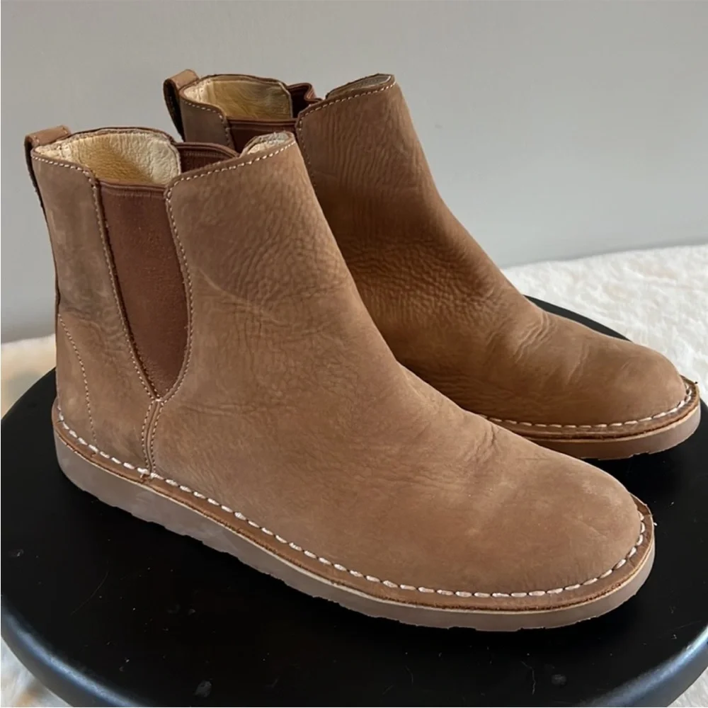 LL bean Chelsea Boots EUC - Picture 5 of 16